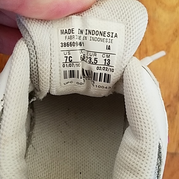 Nike Child Sneaker - Picture 5 of 5